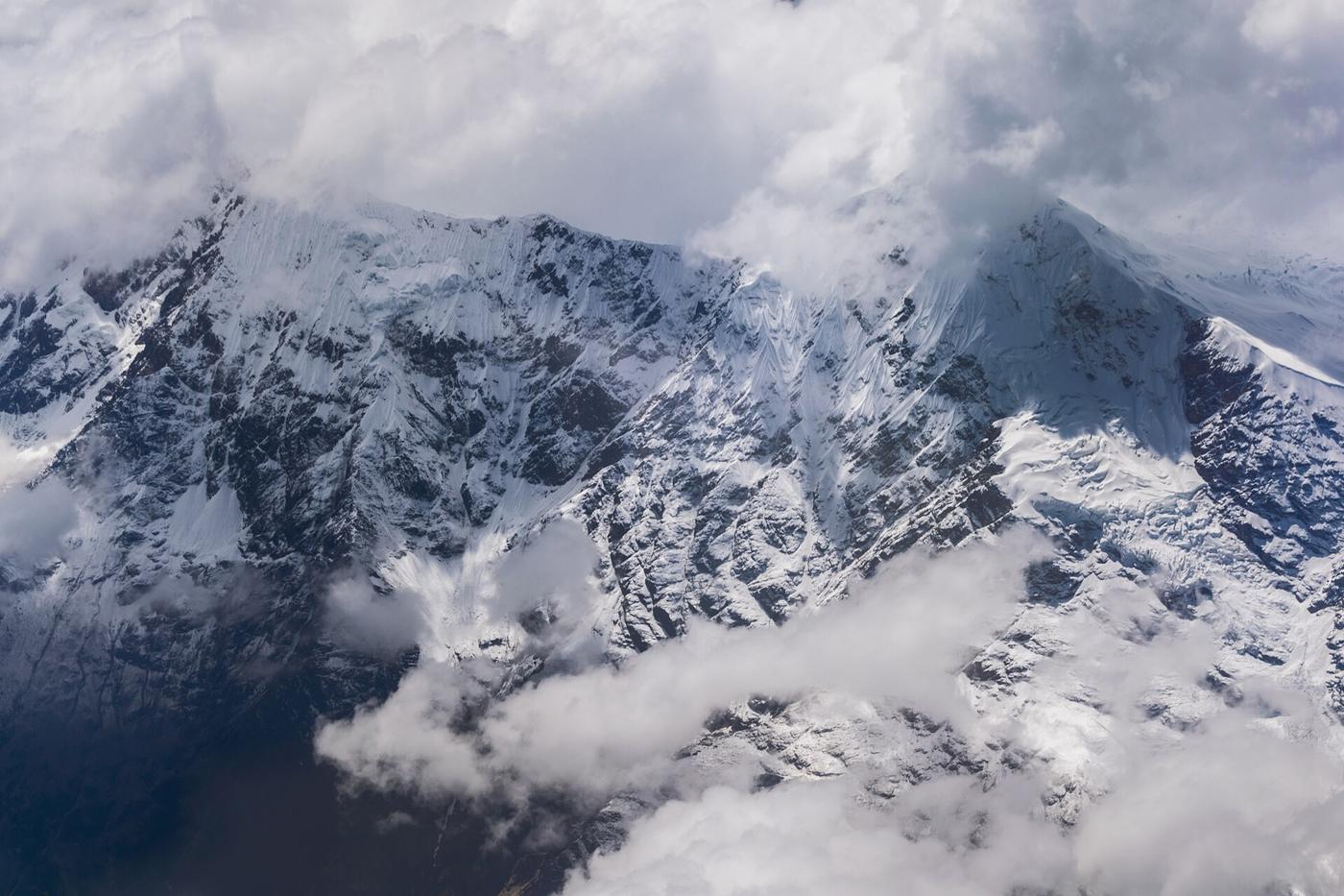 Territorio: Cordillera desde el aire.